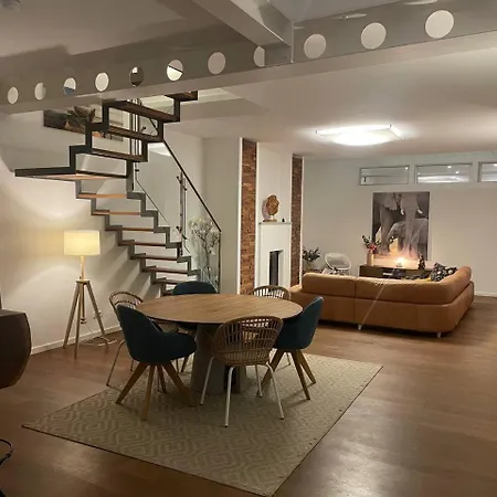 Apartment Rooftop Loft Flat For 4 Guests